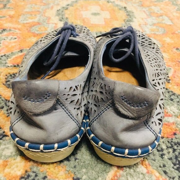 EARTH SHOES Sapphire Blue Nubuck Suede Perforated Relief Pod Shoes Women's 7B - Picture 5 of 9